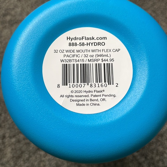 Hydro Flask - Picture 3 of 5